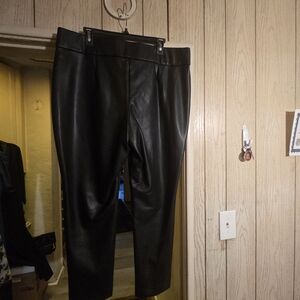 Women's Black Faux Leather Pull-On Capris